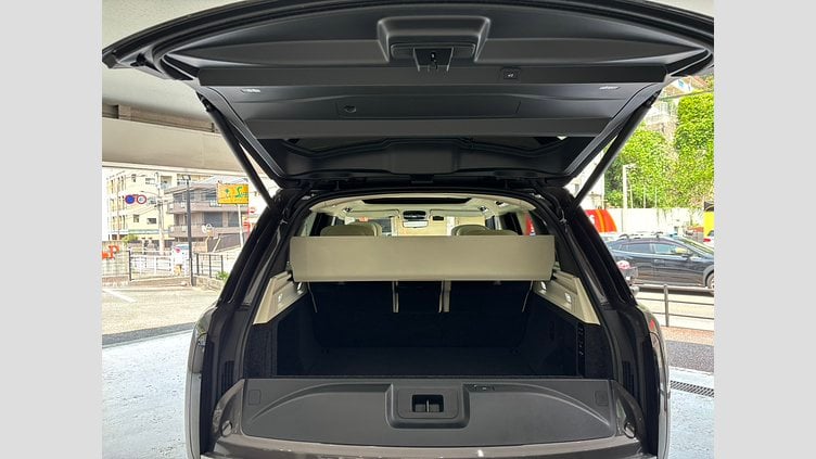 2025 認定中古車 Land Rover Range Rover シャラントグレイ P550 AWD PHEV（AT） スタンダードホイールベース Autobiography