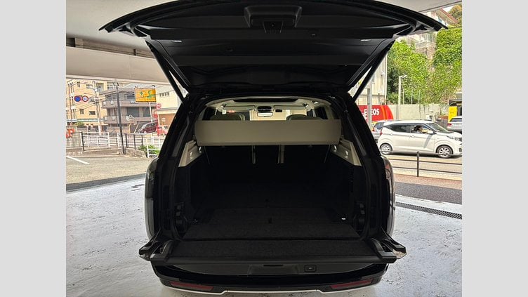 2025 認定中古車 Land Rover Range Rover シャラントグレイ P550 AWD PHEV（AT） スタンダードホイールベース Autobiography