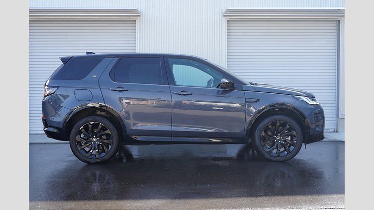 2024 認定中古車 Land Rover Discovery Sport ヴァレジネブルー D200マイルドハイブリッド（ディーゼル） 標準ホイール DYNAMIC SE