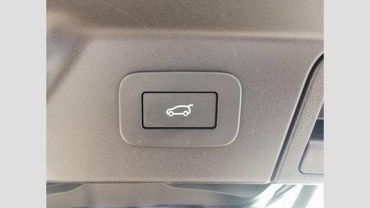 2024 認定中古車 Land Rover Range Rover Velar ザダルグレイ D200マイルドハイブリッド（ディーゼル） Standard Wheelbase Dynamic HSE