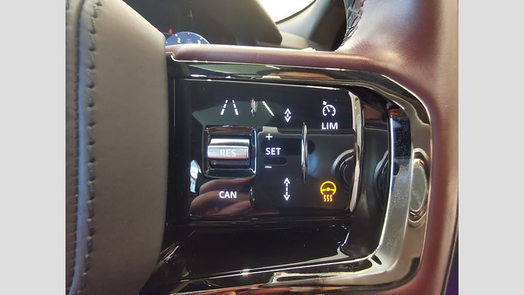 2024 認定中古車 Land Rover Range Rover Velar ザダルグレイ D200マイルドハイブリッド（ディーゼル） Standard Wheelbase Dynamic HSE