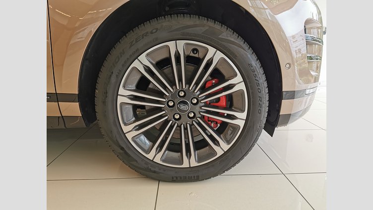 2024 認定中古車 Land Rover Range Rover Evoque コリンシアンブロンズ P250（ガソリン） スタンダードホイールベース AUTOBIOGRAPHY