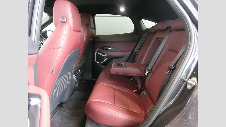 2023 認定中古車 Jaguar E-Pace カルパチアングレイ P250 AWD（オートマチック） R-DYNAMIC SE