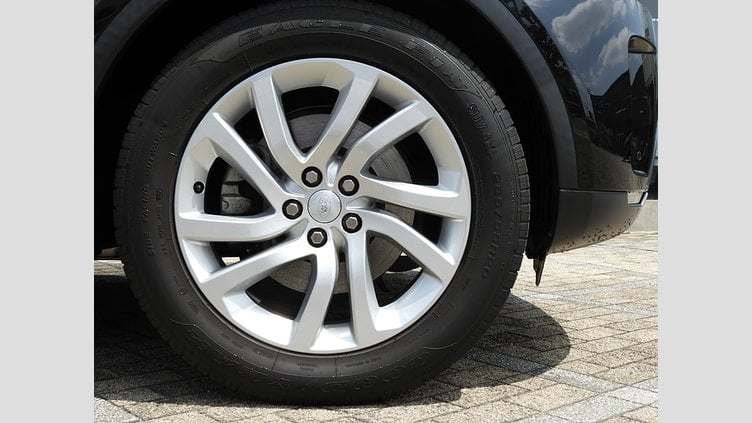 2019 認定中古車 Land Rover Discovery Santorini Black 3.0 litre V6 Supercharged Petrol HSE 350RC