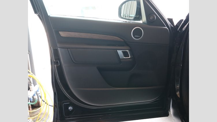 2019 認定中古車 Land Rover Discovery Santorini Black 3.0 litre V6 Supercharged Petrol HSE 350RC
