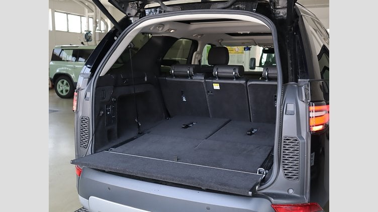 2019 認定中古車 Land Rover Discovery Santorini Black 3.0 litre V6 Supercharged Petrol HSE 350RC