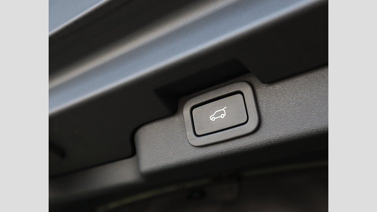 2019 認定中古車 Land Rover Discovery Santorini Black 3.0 litre V6 Supercharged Petrol HSE 350RC