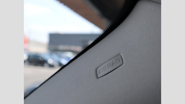 2019 認定中古車 Land Rover Discovery Santorini Black 3.0 litre V6 Supercharged Petrol HSE 350RC