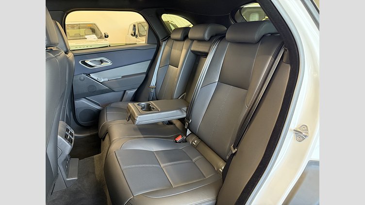 2025 認定中古車 Land Rover Range Rover Velar オストゥーニパールホワイト D200マイルドハイブリッド（ディーゼル） スタンダードホイールベース Dynamic SE
