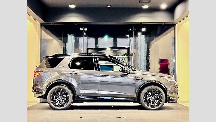 2025 認定中古車 Land Rover Discovery Sport カルパチアングレイ プラグインハイブリッド（ガソリン） 標準ホイール Dynamic HSE