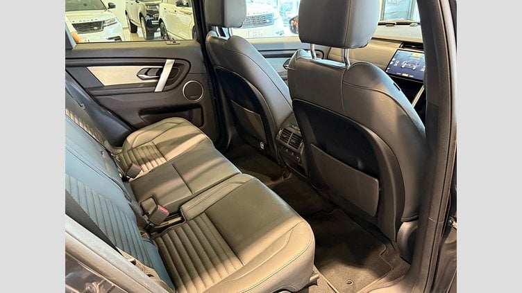 2025 認定中古車 Land Rover Discovery Sport カルパチアングレイ プラグインハイブリッド（ガソリン） 標準ホイール Dynamic HSE