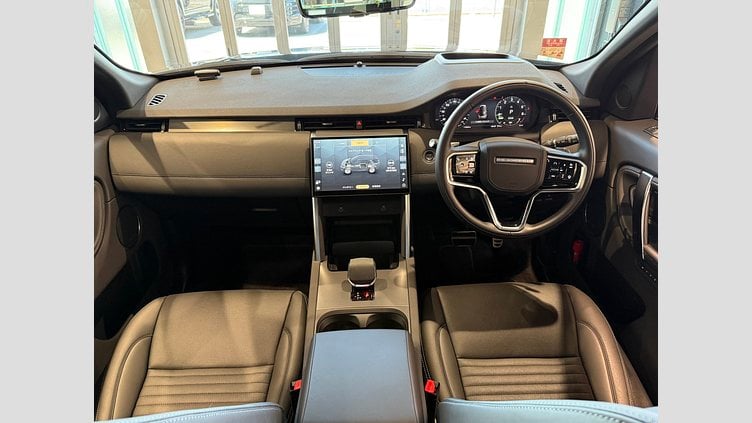 2025 認定中古車 Land Rover Discovery Sport カルパチアングレイ プラグインハイブリッド（ガソリン） 標準ホイール Dynamic HSE