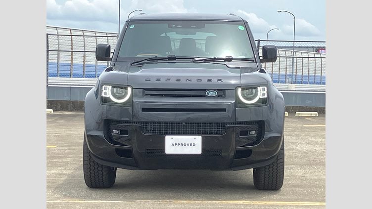 2024 認定中古車 Land Rover Defender 130 カルパチアングレイ D300 AWD（AT） X-DYNAMIC HSE