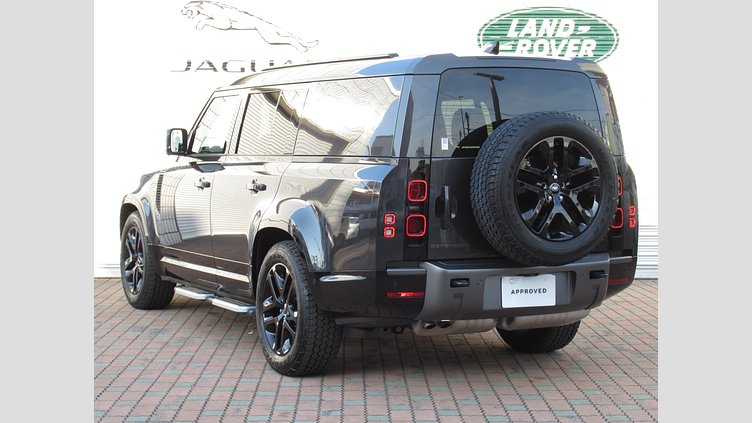 2024 認定中古車 Land Rover Defender 130 カルパチアングレイ D300 AWD（AT） OUTBOUND