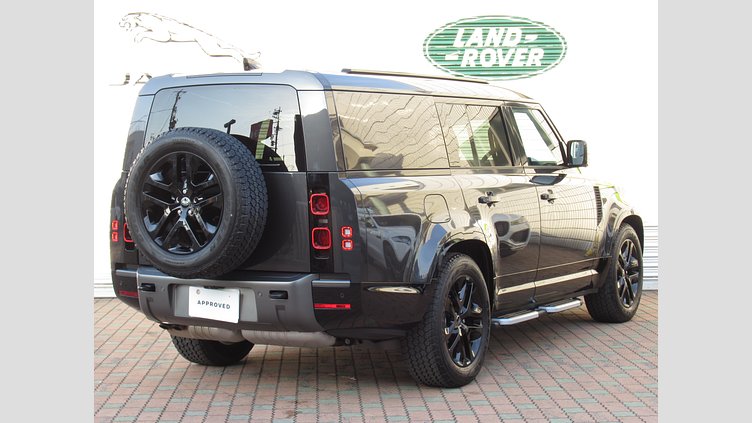 2024 認定中古車 Land Rover Defender 130 カルパチアングレイ D300 AWD（AT） OUTBOUND