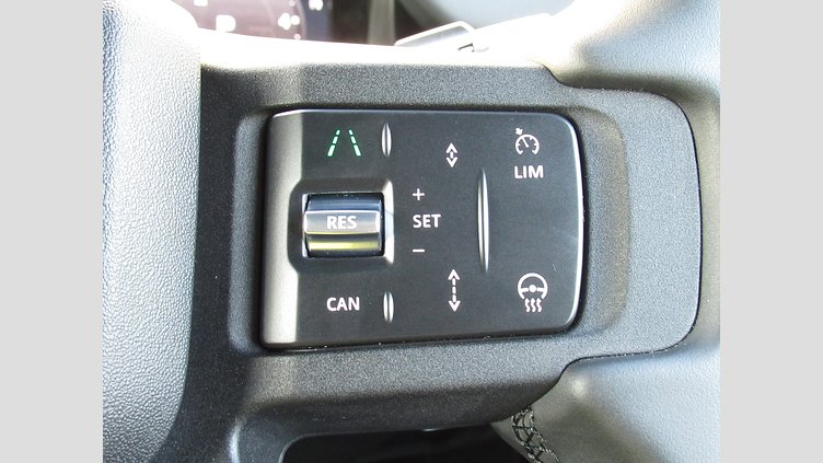 2024 認定中古車 Land Rover Defender 130 カルパチアングレイ D300 AWD（AT） OUTBOUND