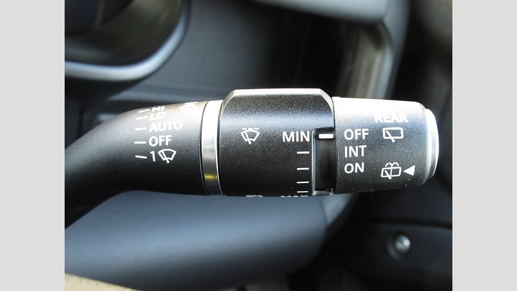 2024 認定中古車 Land Rover Defender 130 カルパチアングレイ D300 AWD（AT） OUTBOUND