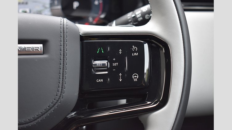 2024 認定中古車 Land Rover Range Rover Velar サントリーニブラック D200マイルドハイブリッド（ディーゼル） Standard Wheelbase Dynamic SE
