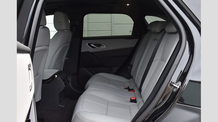 2024 認定中古車 Land Rover Range Rover Velar サントリーニブラック D200マイルドハイブリッド（ディーゼル） Standard Wheelbase Dynamic SE