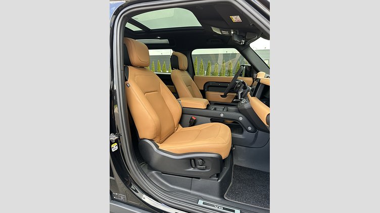 2024 Approved Land Rover Defender 90 Santorini Black P525 AWD AUTOMATIC V8