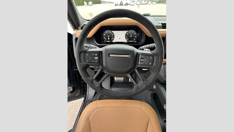 2024 Approved Land Rover Defender 90 Santorini Black P525 AWD AUTOMATIC V8