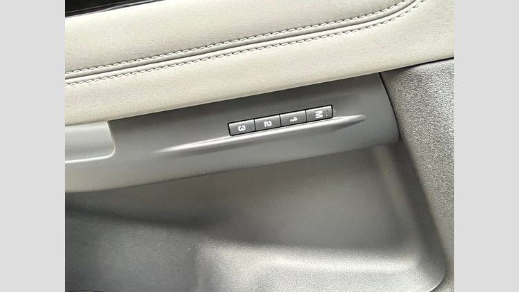 2020 認定中古車 Land Rover Range Rover Evoque フジホワイト D180 R-DYNAMIC SE