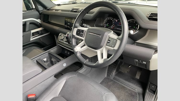 2023 認定中古車 Land Rover Defender 90 フジホワイト P300 AWD（AT） SE