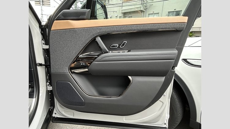 2025 認定中古車 Land Rover Range Rover Sport ボラスコグレイ P550eプラグインハイブリッド（ガソリン）  Autobiography