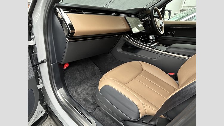 2025 認定中古車 Land Rover Range Rover Sport ボラスコグレイ P550eプラグインハイブリッド（ガソリン）  Autobiography
