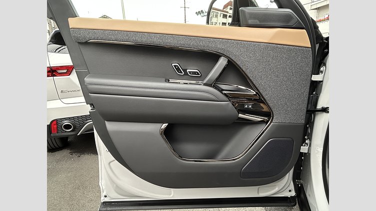 2025 認定中古車 Land Rover Range Rover Sport ボラスコグレイ P550eプラグインハイブリッド（ガソリン）  Autobiography