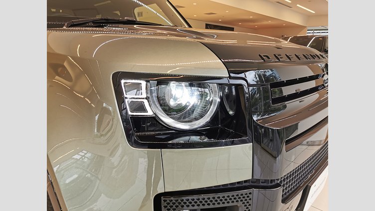 2023 認定中古車 Land Rover Defender 90 パンゲアグリーン D300 AWD（AT） X