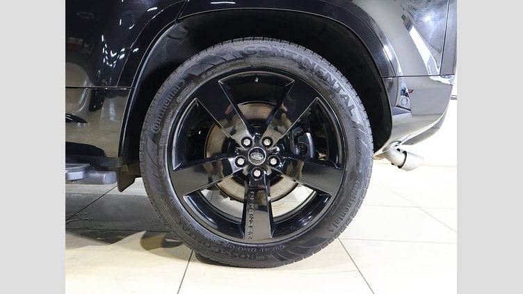2024 認定中古車 Land Rover Defender 110 サントリーニブラック P525 AWD (AT) V8