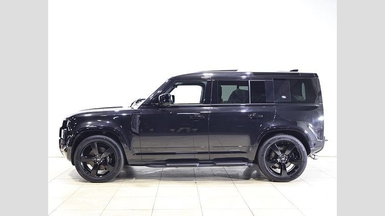 2024 認定中古車 Land Rover Defender 110 サントリーニブラック P525 AWD (AT) V8