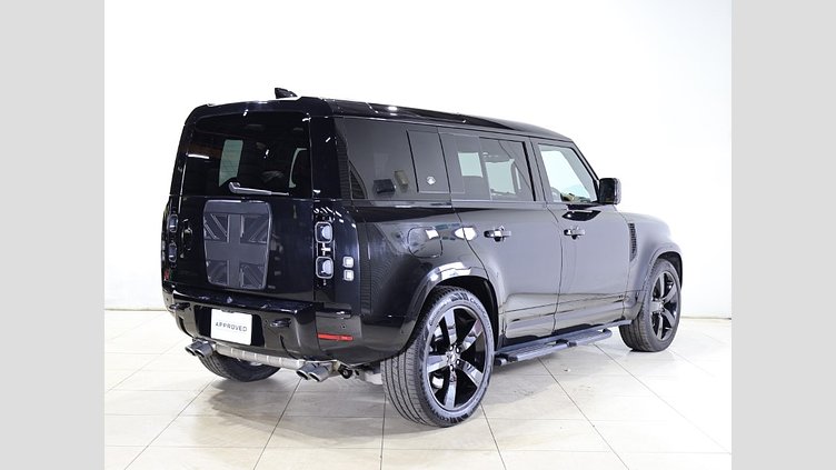 2024 認定中古車 Land Rover Defender 110 サントリーニブラック P525 AWD (AT) V8