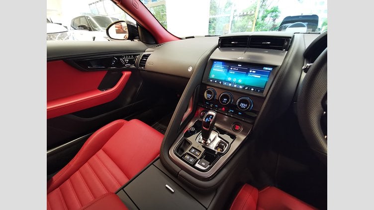 2024 認定中古車 Jaguar F-Type オウルトンブルー P575 オートマチック 全輪駆動 F-TYPEクーペ R75 ZPエディション