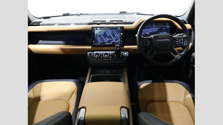 2023 認定中古車 Land Rover Defender 110 フジホワイト D300 AWD（AT） X-DYNAMIC HSE