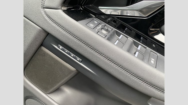 2023 認定中古車 Land Rover Range Rover Evoque カルパチアングレー P200 AWD（オートマチック） SE