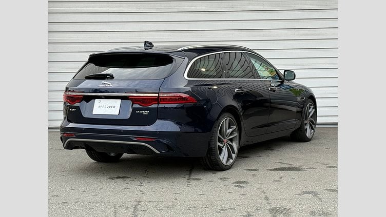 2022 認定中古車 Jaguar XF ポルトフィーノブルー D200 AWD（オートマチック）MHEV SPORTBRAKE S