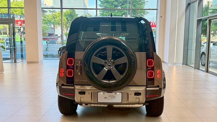 2025 新車 Land Rover Defender 110 Gondwana Stone D300 X-Dynamic HSE