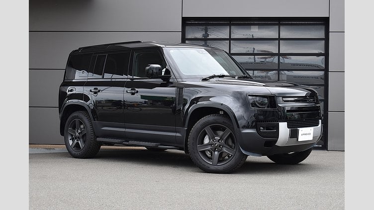 2024 認定中古車 Land Rover Defender 110 サントリーニブラック D300 AWD（AT） S