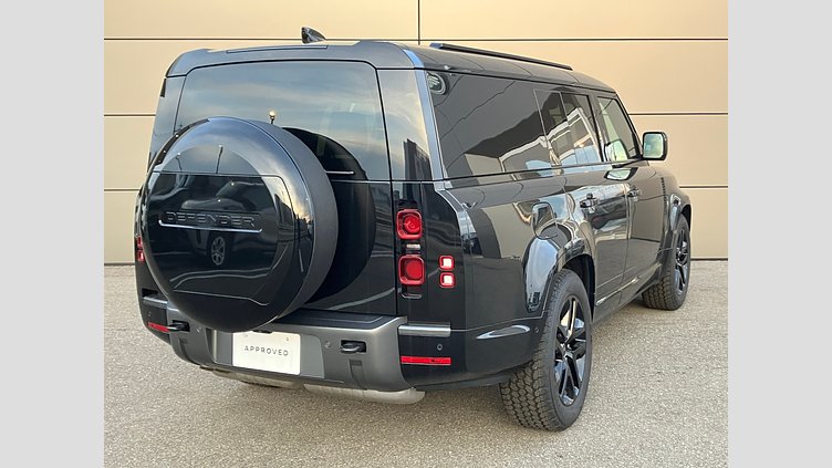 2024 認定中古車 Land Rover Defender 130 サントリーニブラック D300 AWD（AT） OUTBOUND