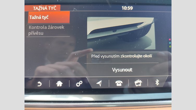 2018 JAZDENÉ VOZIDLÁ Land Rover Range Rover Sport Fuji White 4x4 3.0D TDV6 306k AB Dynamic AWD A/T