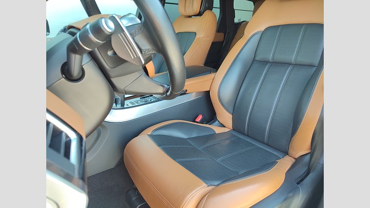 2018 JAZDENÉ VOZIDLÁ Land Rover Range Rover Sport Fuji White 4x4 3.0D TDV6 306k AB Dynamic AWD A/T