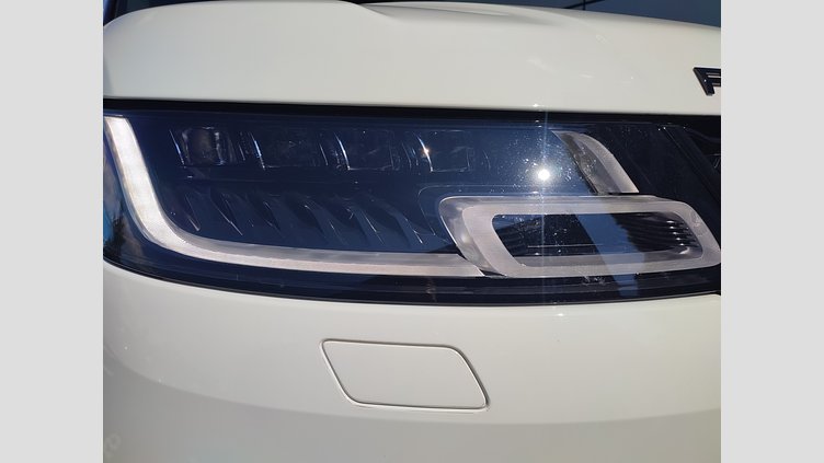 2018 JAZDENÉ VOZIDLÁ Land Rover Range Rover Sport Fuji White 4x4 3.0D TDV6 306k AB Dynamic AWD A/T