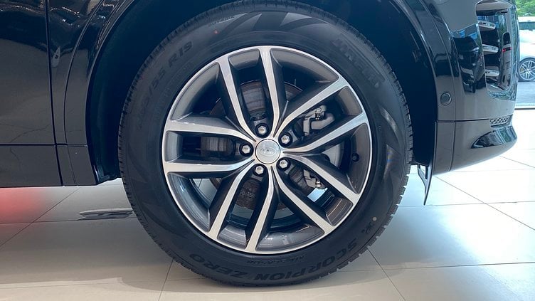2025 新車 Land Rover Discovery Sport (1AG) Santorini Black 聖托里尼黑 P250 汽油輕油電混合 Standard Wheelbase Dynamic SE