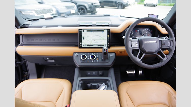 2024 認定中古車 Land Rover Defender 90 サントリーニブラック P525 AWD (AT) V8