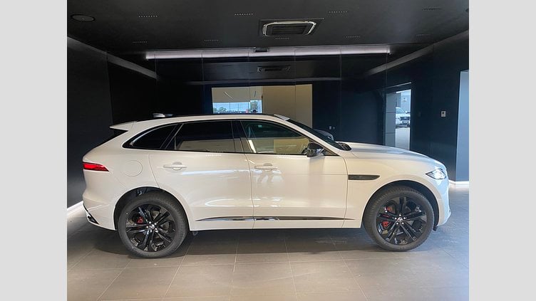 2023 Approved Jaguar F-Pace Ostuni Pearl White (Speak to retailer for availability) P250 AWD AUTOMATIC R-DYNAMIC SE
