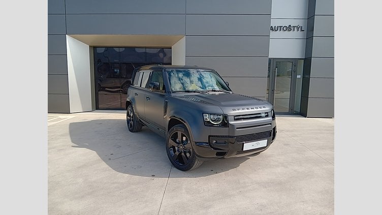 2025 SKLADOVÉ VOZIDLÁ Land Rover Defender 110 Carpatian Grey 3.0D I6 MHEV 300PS D300 MHEV X-Dynamic HSE 