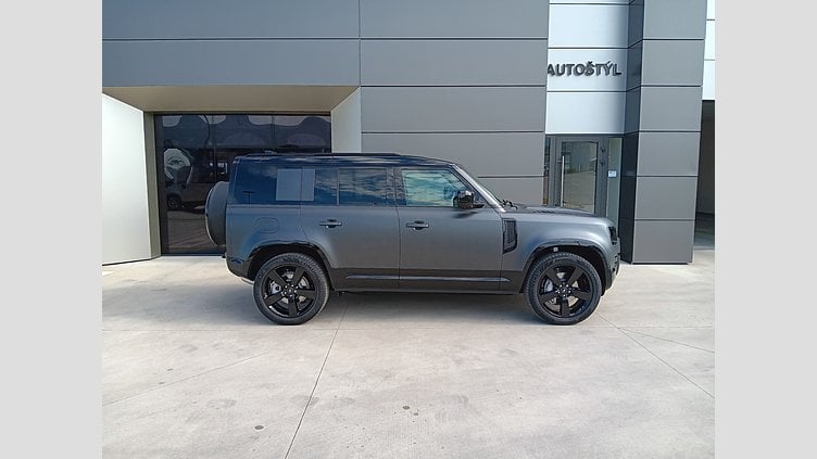 2025 SKLADOVÉ VOZIDLÁ Land Rover Defender 110 Carpatian Grey 3.0D I6 MHEV 300PS D300 MHEV X-Dynamic HSE 
