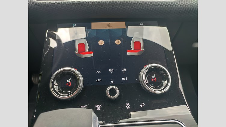 2022 JAZDENÉ VOZIDLÁ Land Rover Range Rover Velar Silicon Silver 4x4 3.0i I6 P400 MHEV R-Dynamic SE AWD A/T